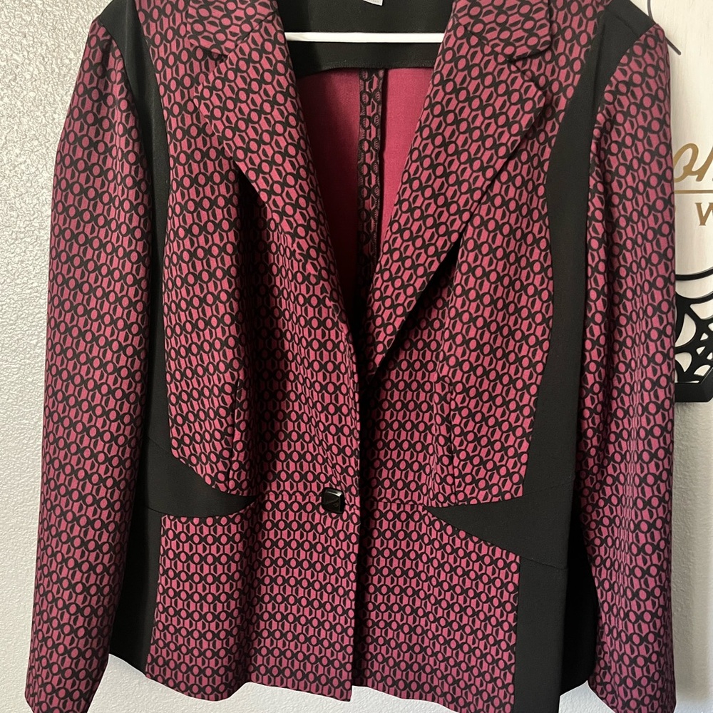 Danny & Nicole Pink and Black Patterned Blazer